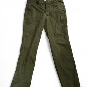 Gap Khaki green cotton chino pants with a relaxed fit